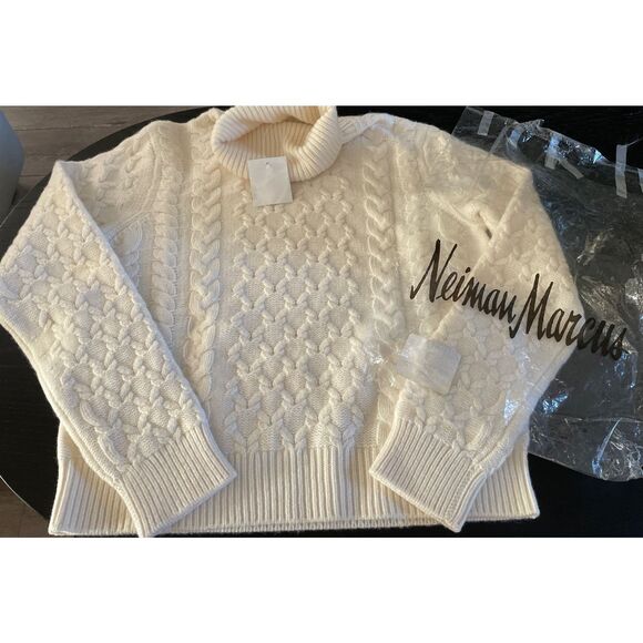 New Neiman Marcus  100% Aran-Knit Cashmere Cable Knit TurtleNeck Sweater Large - Picture 1 of 4
